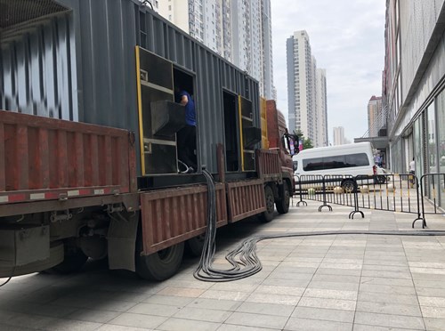 海晏冷却液不足的情况下如何检查柴油发电机组？